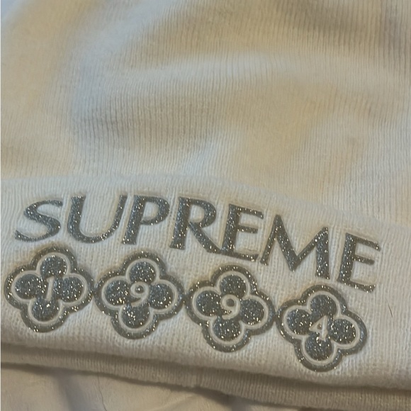 Supreme x Tiffany & Co Glitter Beanie - Picture 2 of 3